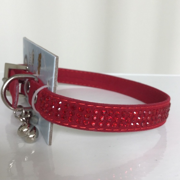 Pet London ruby red velvet like dog collar with bling size M - Picture 4 of 8